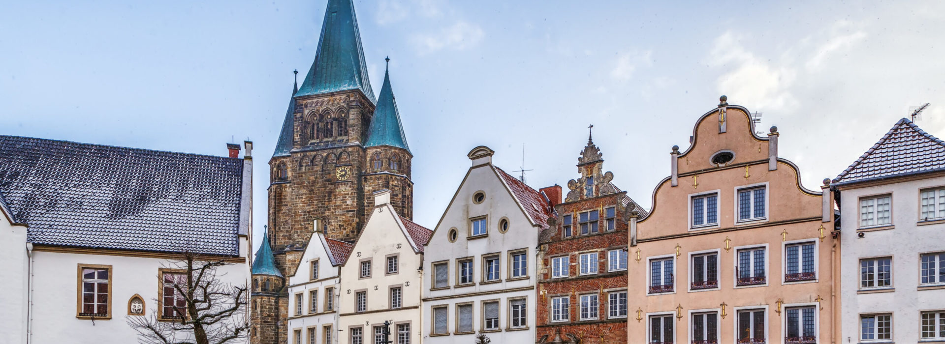 Historical market square, Warendorf, Germany Historical market square with beautiful houses, Warendorf, Germany